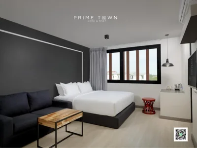 Superior con vista sulla piscina — PRIME TOWN - Posh & Port Hotel PHUKET